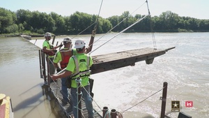 Wicket Repairs on the Illinois Waterway