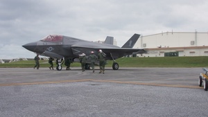 Marine Aircraft Group 12 F-35Bs Conduct EABO Operations in Okinawa (B-Roll)