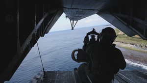 HMH 465 and 3rd LSB Conduct External Lift