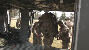 Det 2, C Co. 1-171st General Support Aviation Battalion Conducting Cold Load/ Hot Load Training 26 Jan 2023.