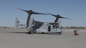 VMM-261 conducts training in the desert