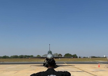 F-16 Demo team performs during Aero India 23
