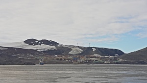 Coast Guard Cutter Polar Star (WAGB 10) conducts towing operations in support of Operation Deep Freeze