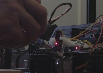 Marines Participate in Innovation Boot Camp Day 3