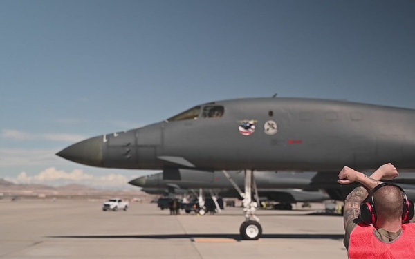 B-1B Lancer taxi