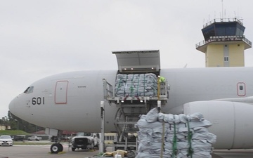 Japan Self-Defense Forces Deliver Humanitarian Supplies to Türkiye