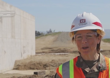 New Alcoa Dike floodgate installation