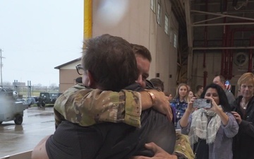 Niagara airmen return home from deployment