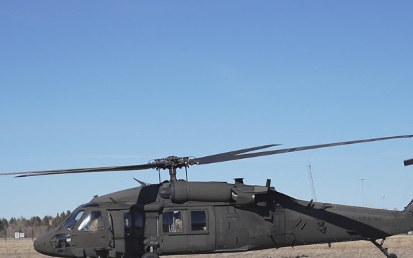 New Soldiers get a Blackhawk Ride