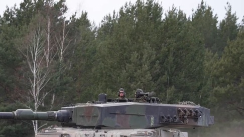 DVIDS - Video - NATO Allies train Ukrainian soldiers on Leopard