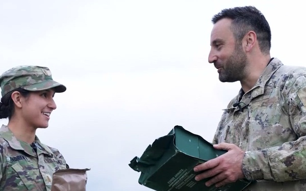 Italian and American soldiers swap rations (mastersubs)