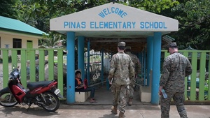 Balikatan 23 | Philippine Marines, U.S. Army Reserve Civil Affairs Team assess Pinas Elementary School Structures