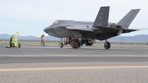 944th Fighter Wing F-35 Hot Pit Exercise - Gila Bend, Ariz.