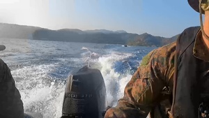 Balikatan 23 | 3d Reconnaissance Battalion, PMC Force Reconnaissance Group Conduct amphibious insertion