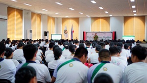 Balikatan 23 | Civil Affairs Team Speaks at Mariano Marcos State University