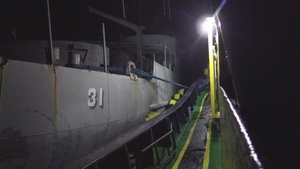 Balikatan 23 | Sydney Austin  tows the BRP Pangasinan  in preparation for a littoral live fire event