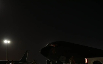 912th EARS refuels A-10s