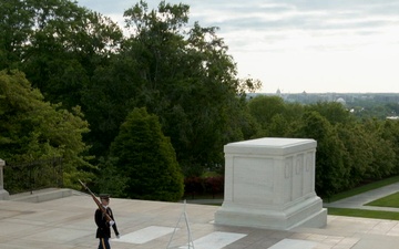 DVIDS - Images - Rookies and Staff from the Washington Commanders Visit  Arlington National Cemetery [Image 11 of 18]