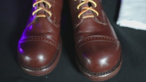 The Airborne Minute - Shine your jump boots!