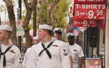 Sailors explore Hollywood during Los Angeles Fleet Week