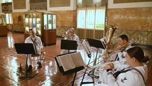 Navy Band Southwest “Brass Quintet” Performs At Union Station