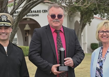 Richard Schumacher Receives 2023 Jerry L. Hayes Award for Metrology