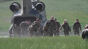 UH-60 Black Hawk, CH-47 Chinook take off, land in Montana (B-Roll)