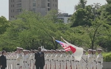 U.S. Secretary of Defense visits Japan Ministry of Defense