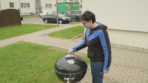 BROLL grilling safety
