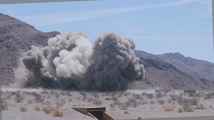 U.S. Marines fire APOBS and a MICLIC during ITX 4-23