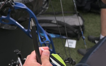 Team Navy Competes in Archery During DoD Warrior Games