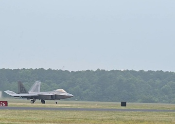 F-22s relocate to JBLE