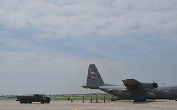 133rd Airlift Wing conducts wet-wing refueling