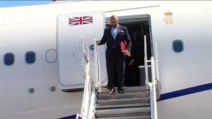Arrival of UK Prime Minister at Vilnius airport