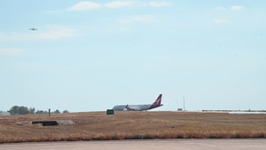 U.S. C-17 Globemaster III Arrives in Australia