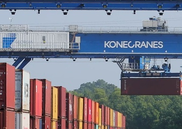 B-roll - Port of Savannah Rail Operations,  CBP NII Operations