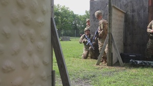 U.S. Army Reserve Soldiers conduct casualty training