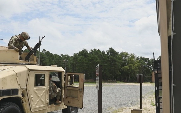 Army Reserve Soldiers conduct live fire qualifications