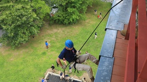 Keystone State Challenge Academy rappel confidence course