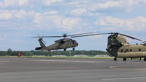28th ECAB pilots conduct Black Hawk flight training
