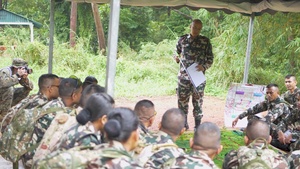 Keris Aman 23 | Nepali Soldiers Conduct Dismount Patrol