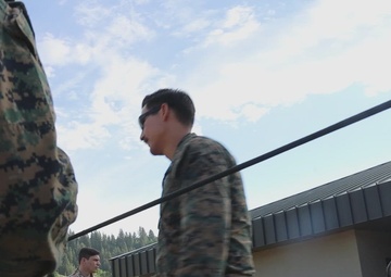 Mountain Medicine Class 1-23 learn knot tying techniques to help in Mountain Warfare