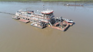 Dredge Potter on the Mississippi River