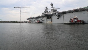 USS Iwo Jima Transits to Naval Station Norfolk