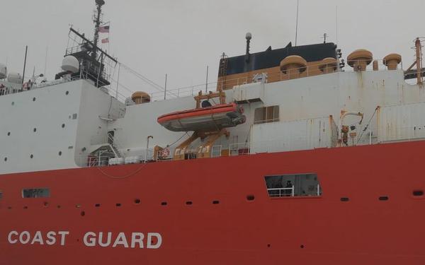 Coast Guard Cutter Healy conducts science missions in the Beaufort Sea