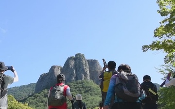 Humphreys hiking trip to Juwangsan National Park