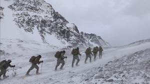 Go Army Beat Syracuse 10th Mountain Division Spirit Video