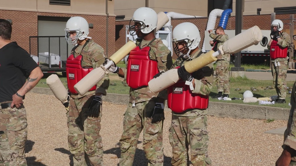 DVIDS - Video - 198th 2-19 IN Pugil Stick Combat