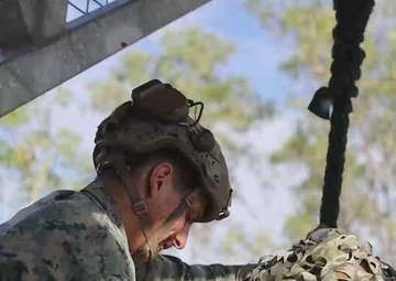 Reel: U.S. Marines and Australian Soldiers practice fast rope techniques