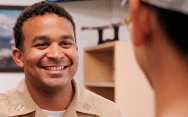 Lt. Omar Bailey - U.S. Navy Nuclear Officer Recruiter with NTAG Southwest